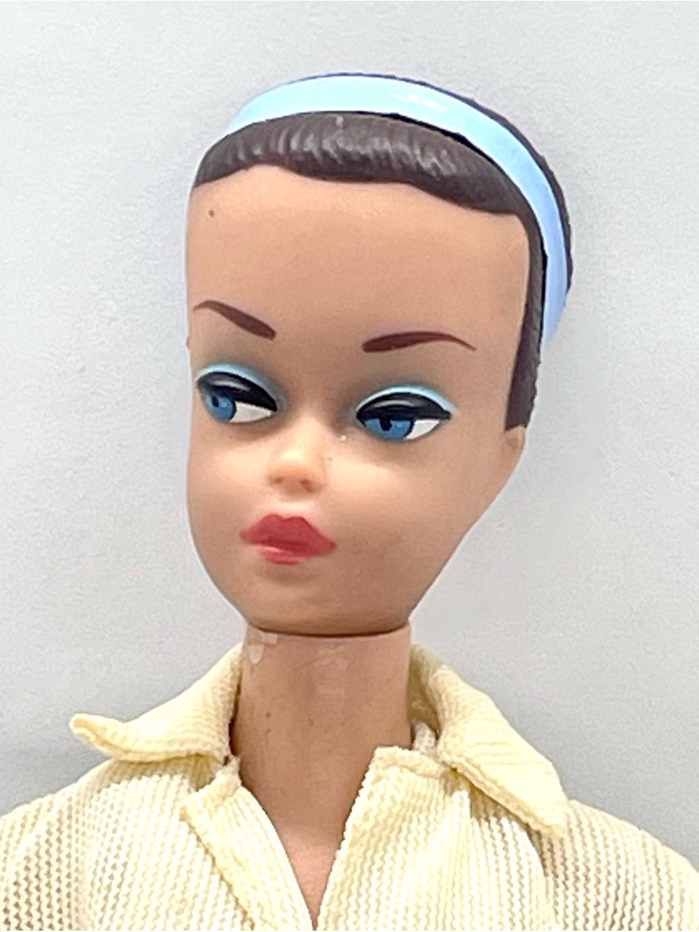 Vintage 1963 Fashion Queen Barbie Doll Mattel Molded Brown Hair Japan, 2 Outfits - Picture 2 of 14